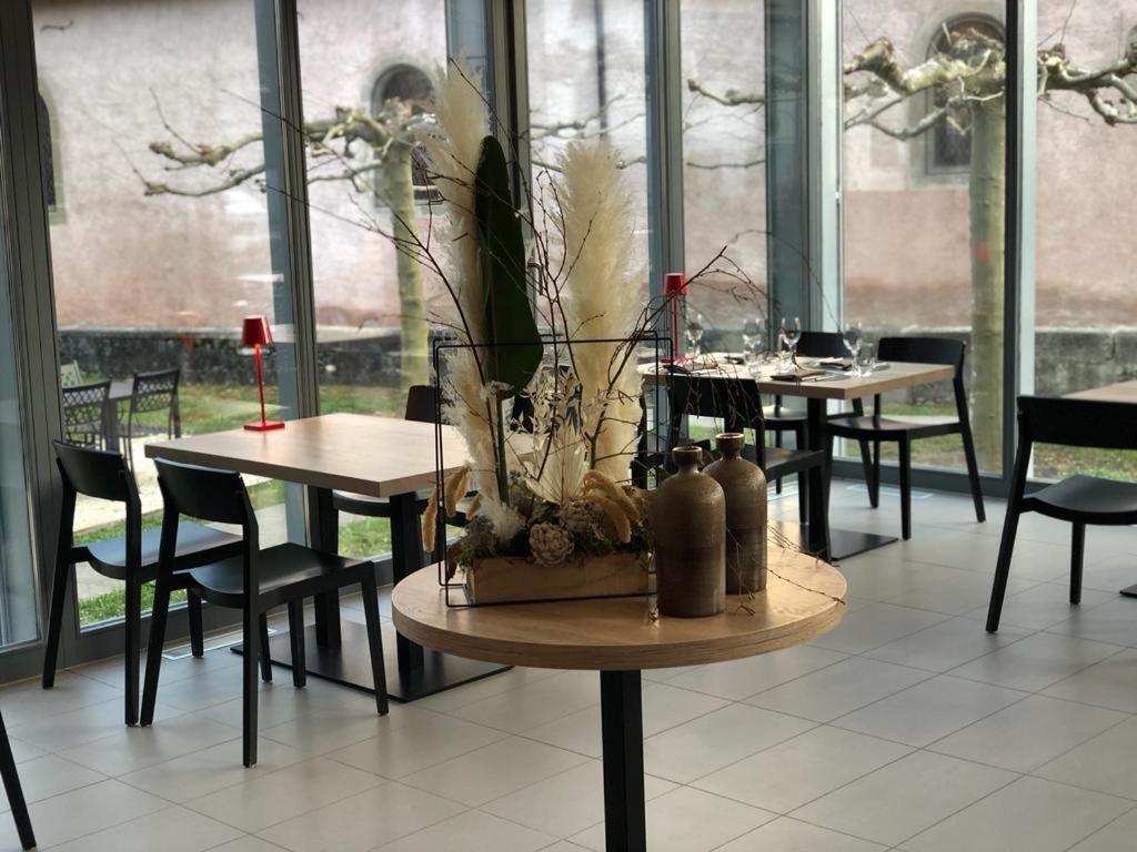 Au Boeuf Rouge Hotel Crassier Ngoại thất bức ảnh