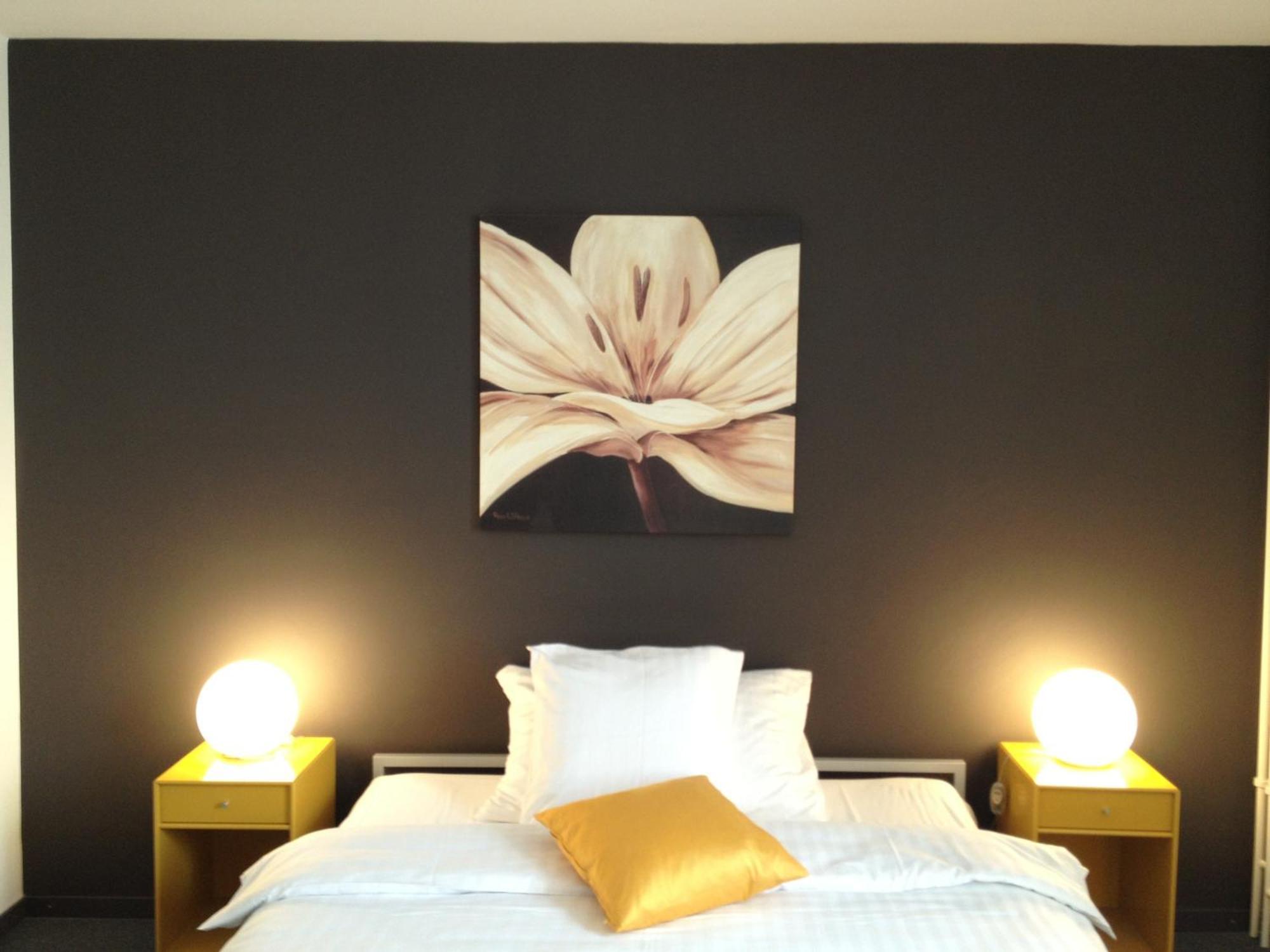 Au Boeuf Rouge Hotel Crassier Ngoại thất bức ảnh